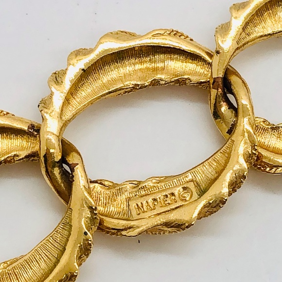 Vintage Napier Chain Link Necklace & Earrings - Picture 10 of 14